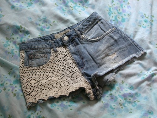 TopShop Moto W28 Blue Denim Shorts 