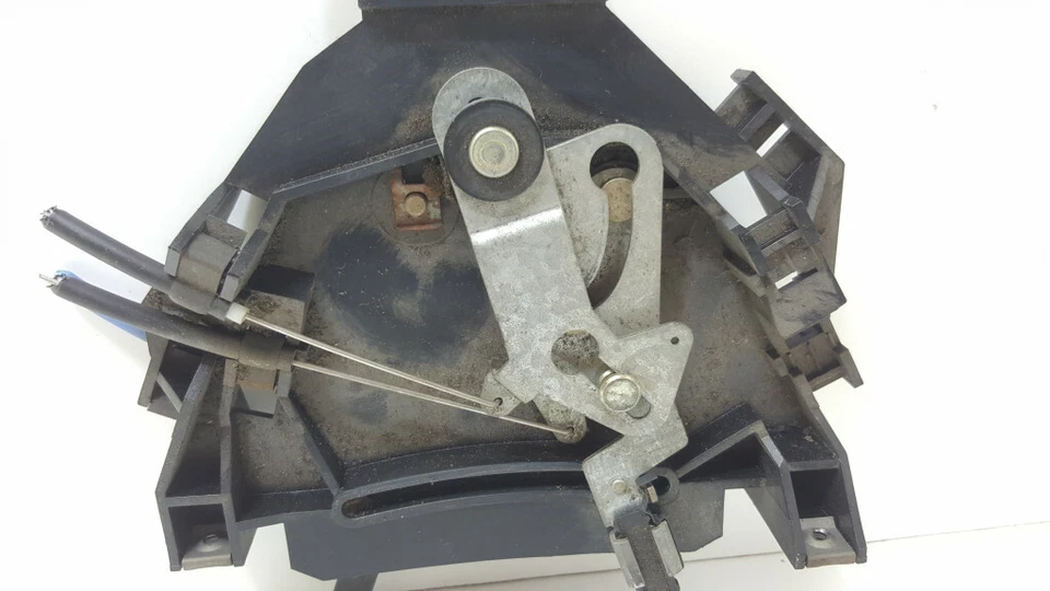 Volkswagen Golf II 1991 unidad de control aire acondicionado / calefacción interior GUST22301 Foto 3 de 4