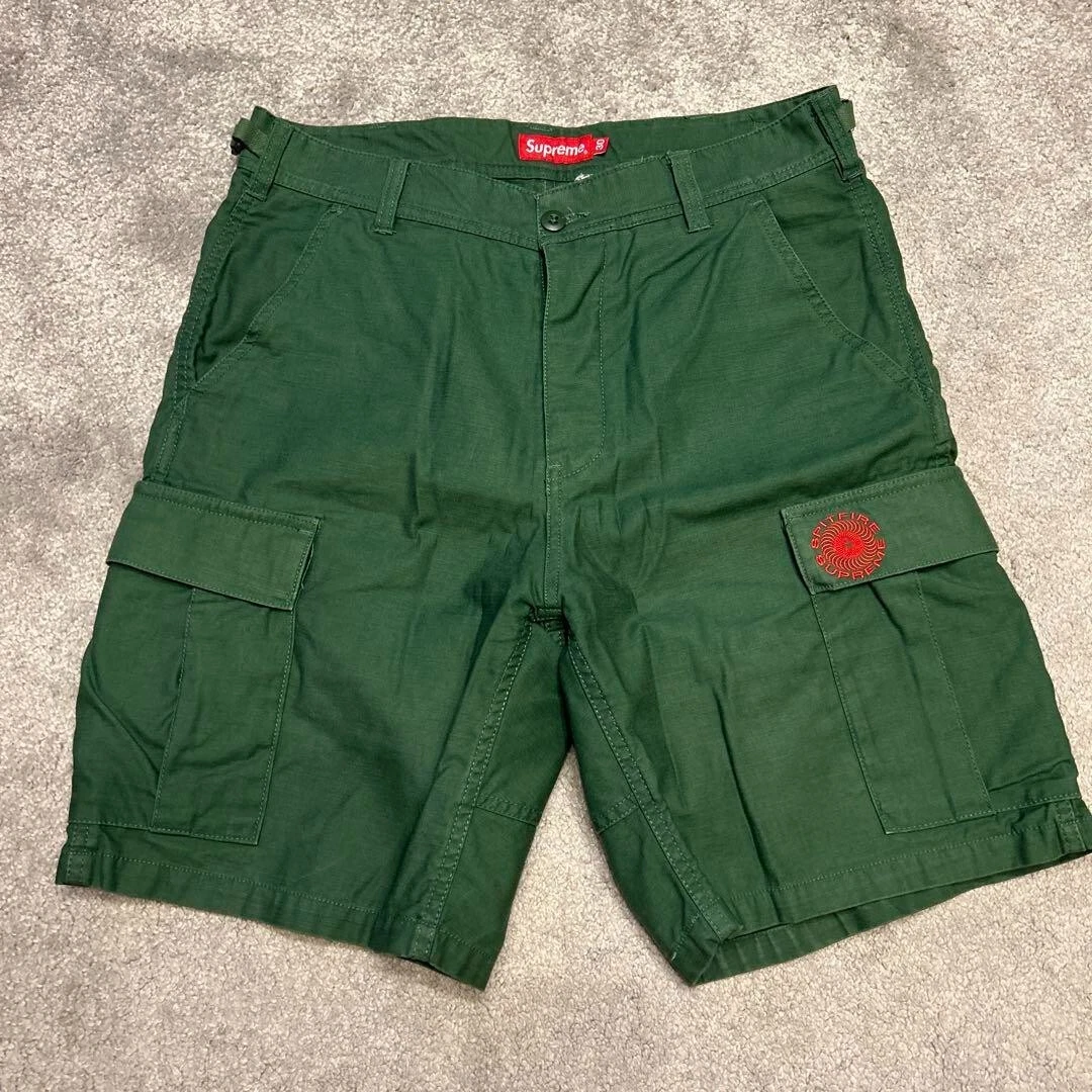 Short cargo supreme 18ss supreme kaki taille 30 d'occasion excellent
