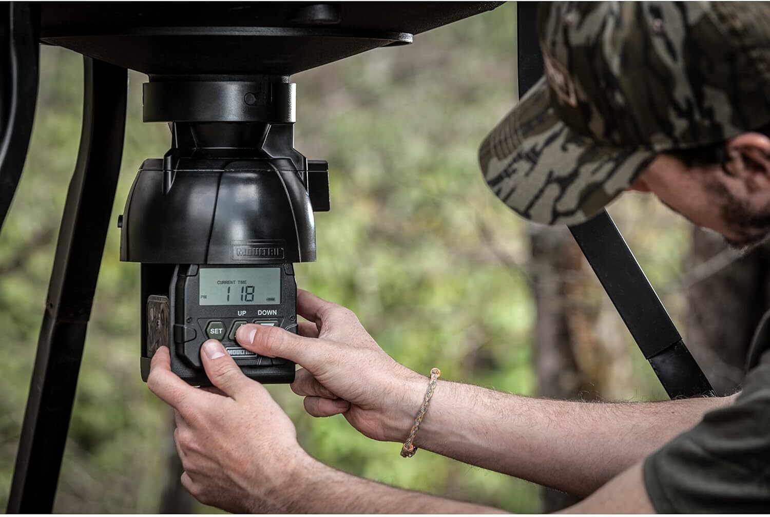 Moultrie Quick Lock Directional Fish/Deer Feeder Kit eBay