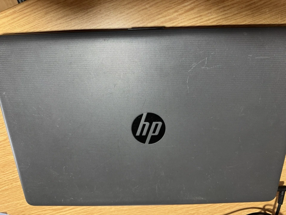 HP 255 G7 15.6in (256GB SSD, AMD Ryzen 5-2500U, 2.0GHz, 16GB RAM) Laptop - Gray - Image 4 of 4