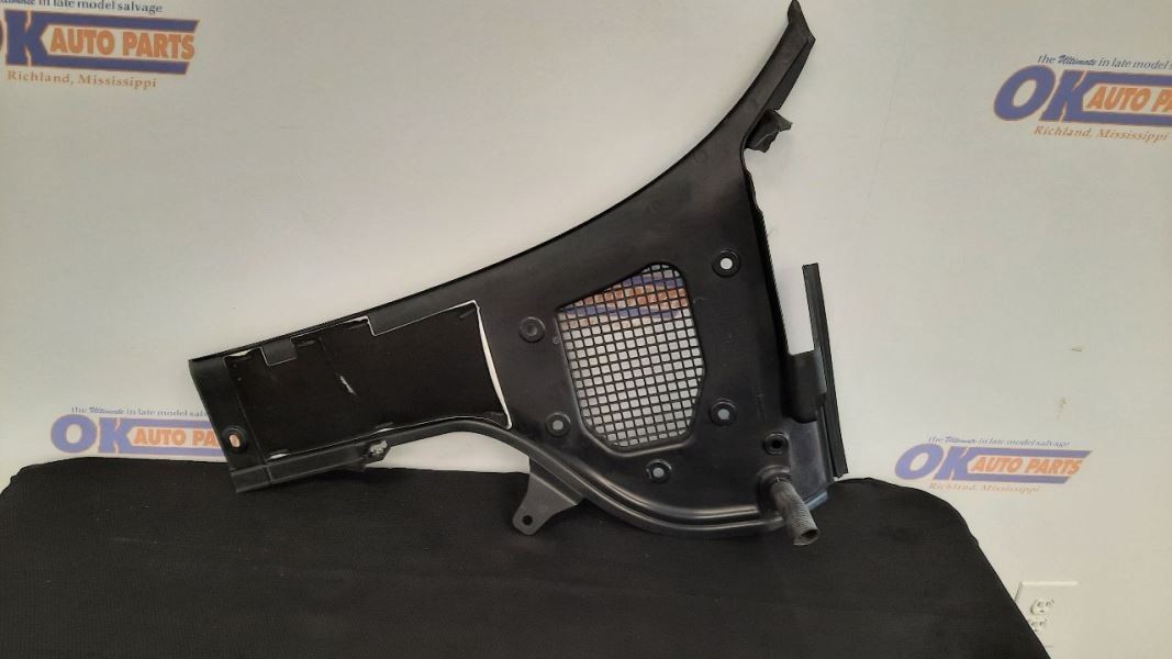 12 2012 FERRARI CALIFORNIA OEM COWL VENT PANEL PASSENGER RIGHT SIDE 