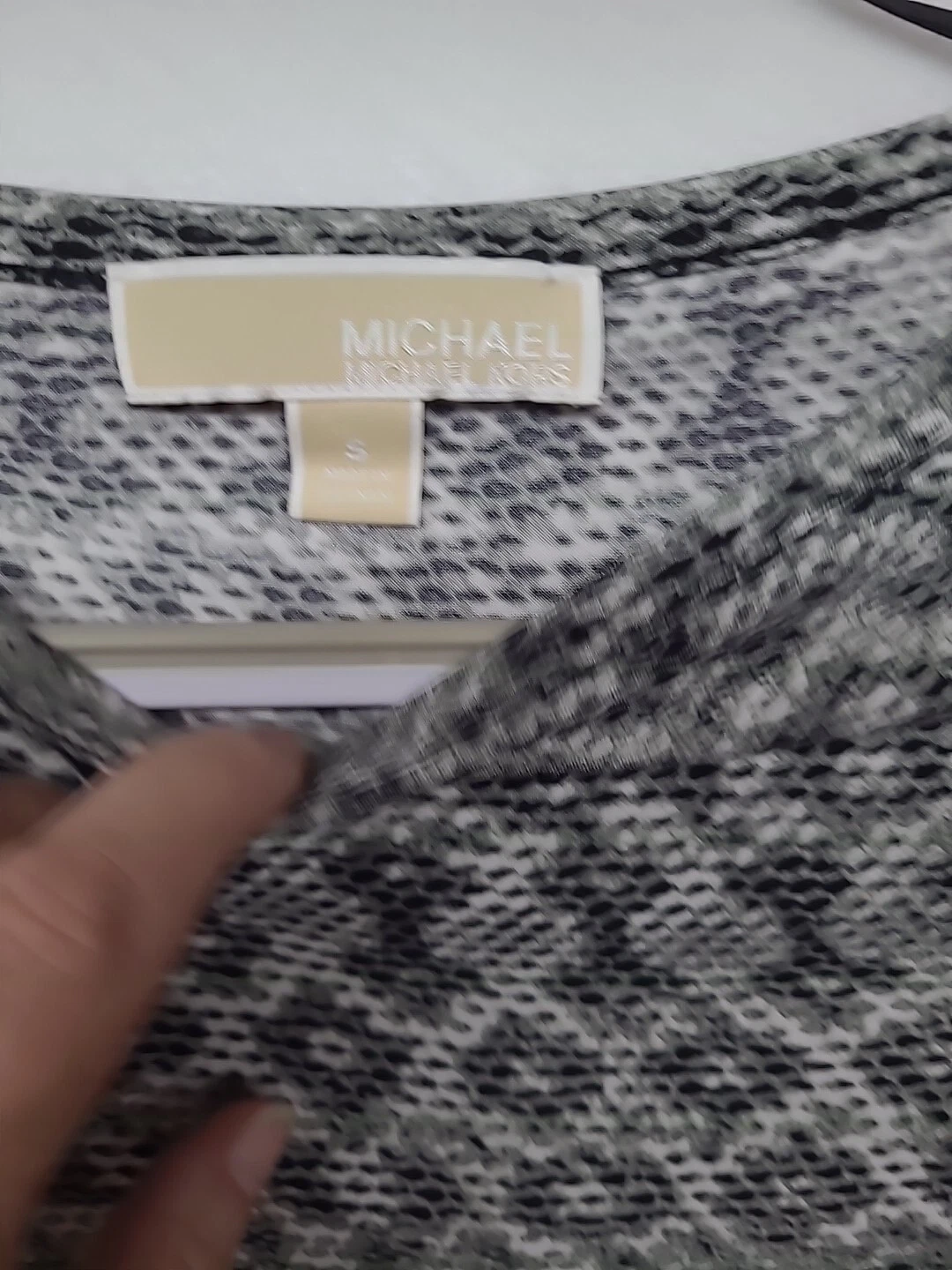 Abito Michael Kors tunica stampa serpente tubino elasticizzato piccolo manica lunga