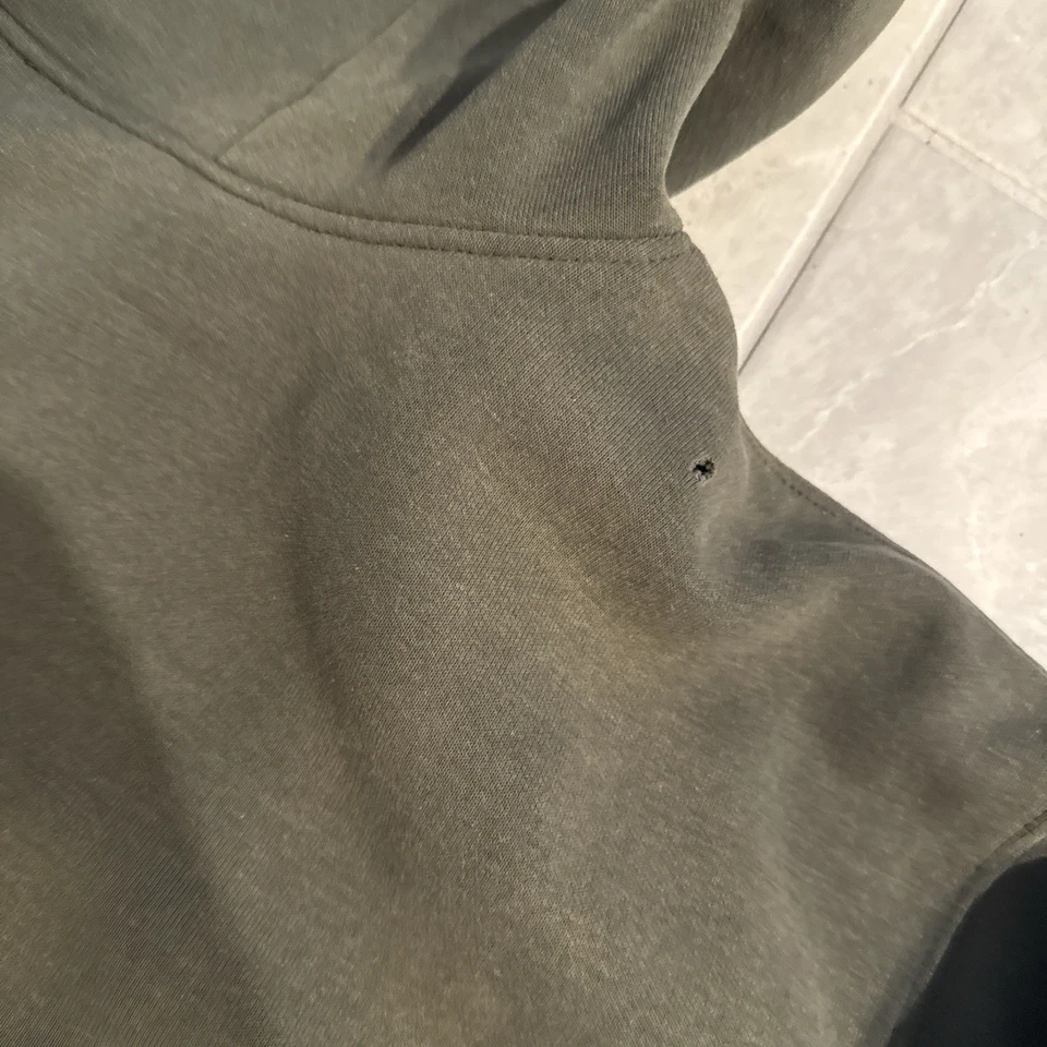 Sudadera con capucha descolorida verde oliva para hombre talla Carhartt Foto 4 de 4