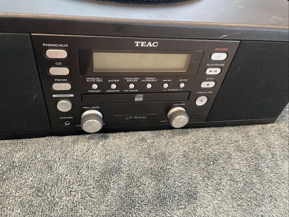 TEAC LP-R400 Turntable CD Recorder and Radio (Disc Drive Broken) No Dust Sleeve - Image 2 of 4