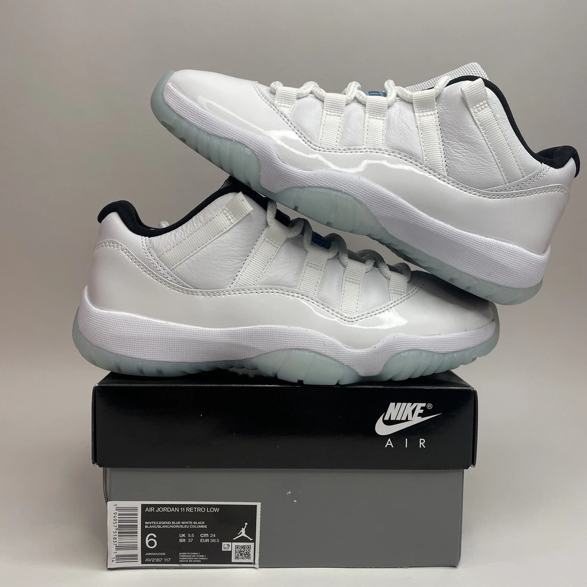 Air jordan top 11 noir bleu