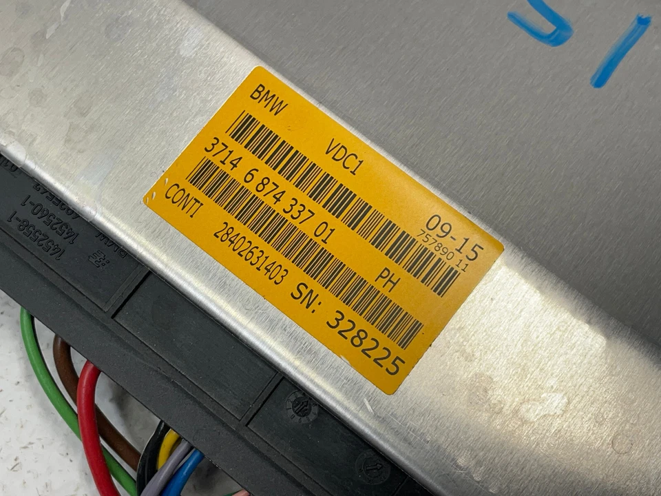 BMW M4 2015 2016 2017 amortiguador de puntal unidad de módulo de control informático 525 OEM Foto 4 de 4