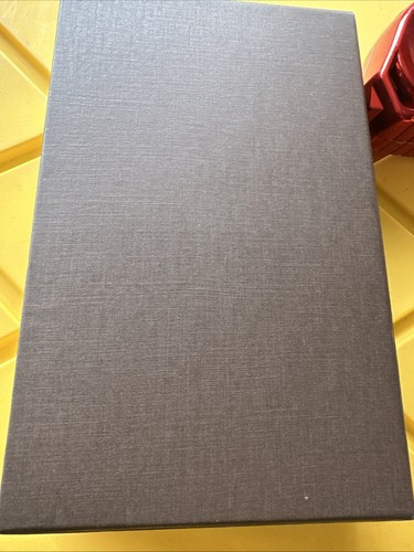 Louis Vuitton Hard Box 9x5.5x2 - Picture 2 of 4