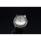 Vintage 1979 Timex Quartz Date Men's Watch – Gold Tone Champagne Dial – Runs