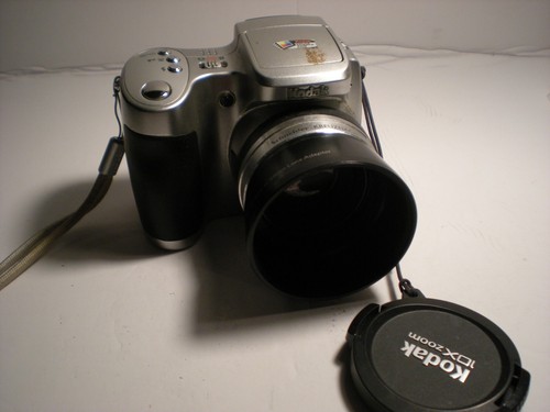 Kodak EasyShare Z650 6.1MP 10x Digital Camera Silver - Picture 5 of 16