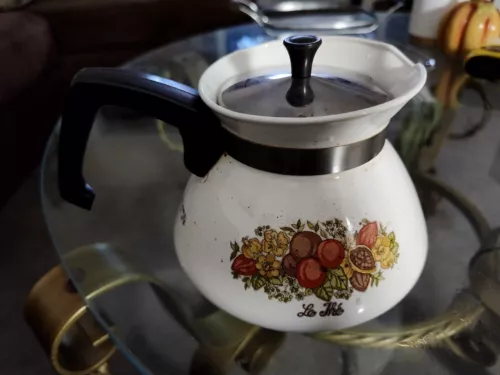 Vintage Corning Ware 6 Cup Teapot/Coffee Le The` Spice of Life P-104 w/Lid RARE