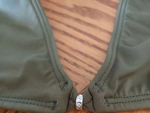Swim Systems Women's Sz Small Army Green Triangle Bikini Top Made of Nylon/Lycra - Picture 4 of 12
