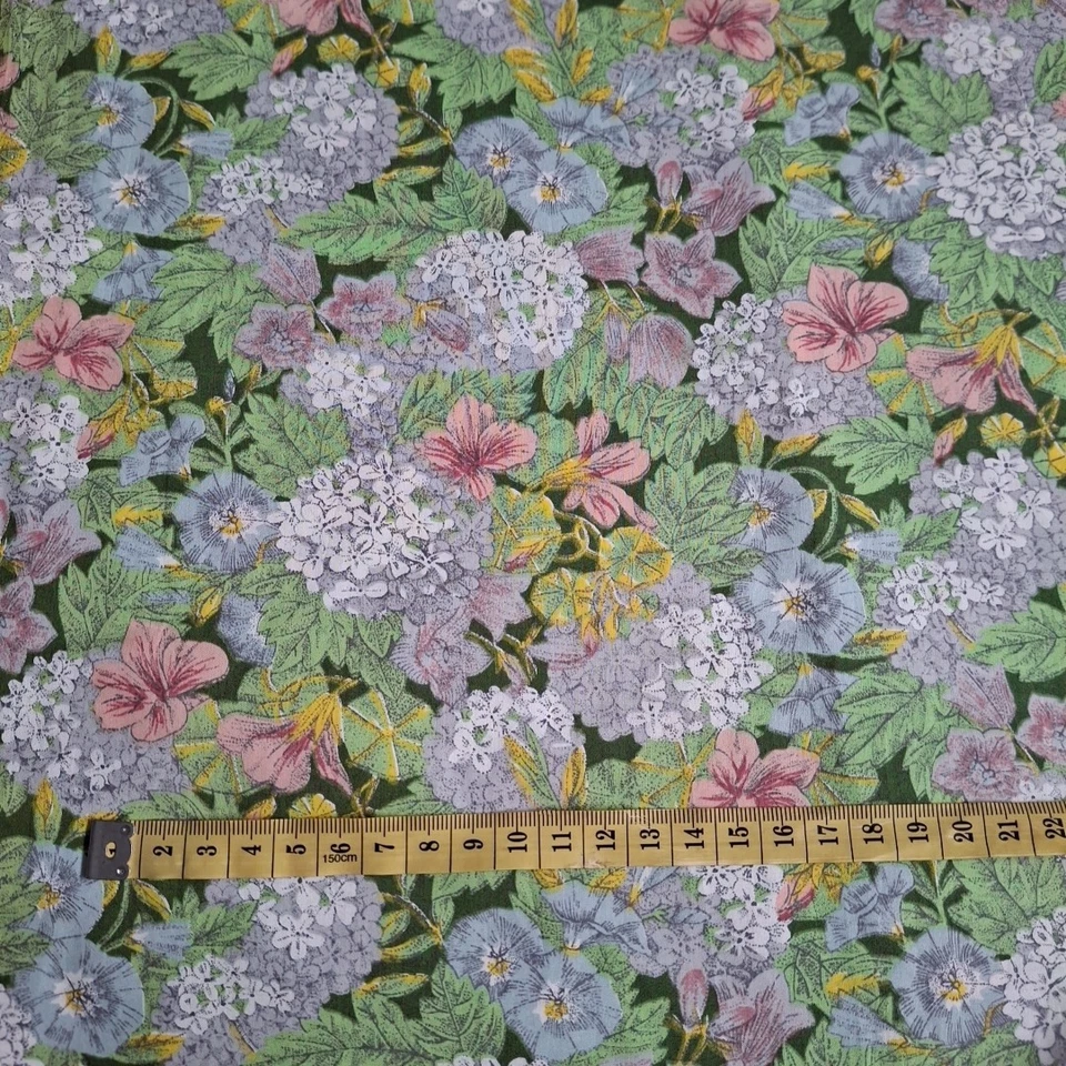 Vintage Rare LIBERTY OF LONDON Cotton Tana Lawn Fabric 88cm x 3.2m - image 2 of 3