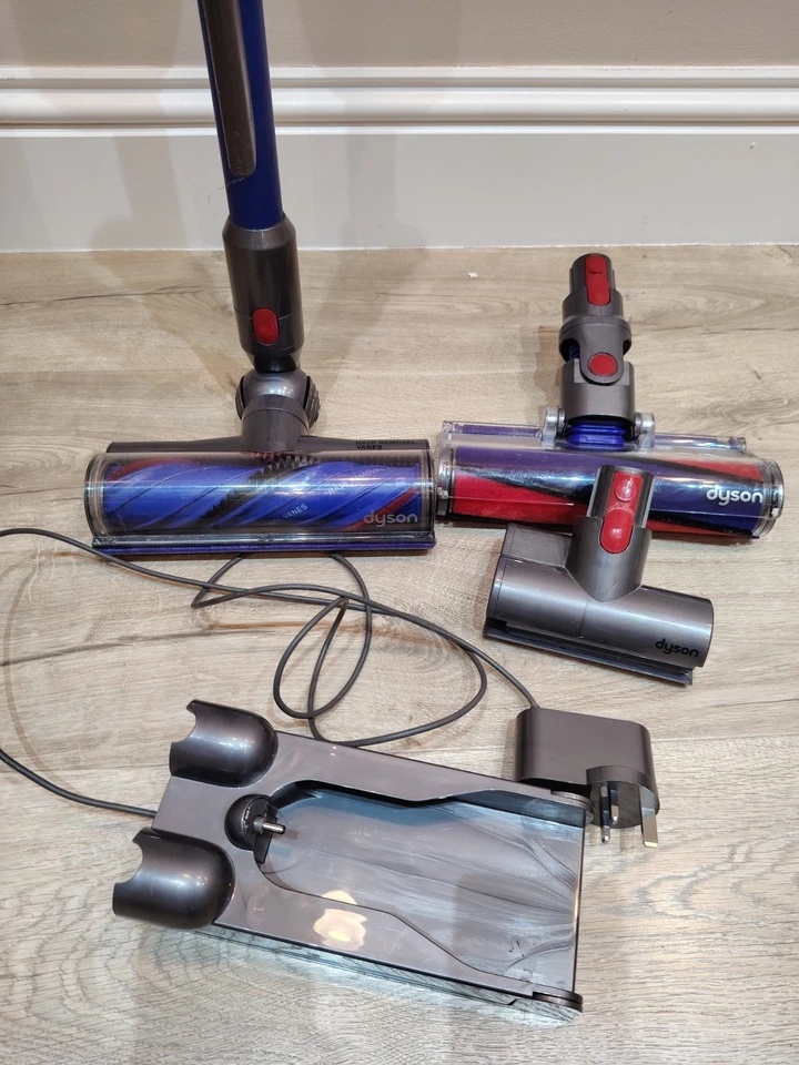 Dyson V11 Absolute, photo 2 of 5