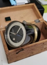 Squadro Agrimensorio d'epoca con scatola in legno