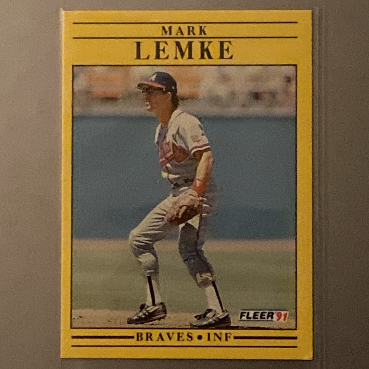 傷を負ったボクサー　＃1069　★ダール・イェンセン　デンマーク　ヴィンテージ 1991 Fleer Mark Lemke Atlanta Braves #696 Missing “.” In USA