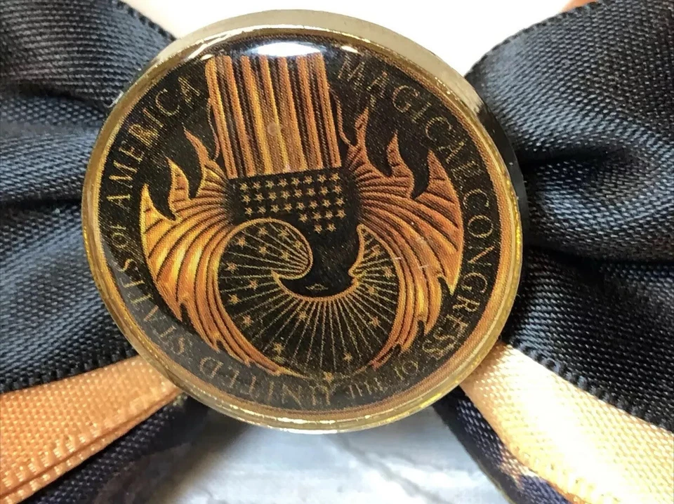 Broche prendedor pajarita vintage TM & WBEL Congreso Mágico de los EE. UU. VN Foto 2 de 4