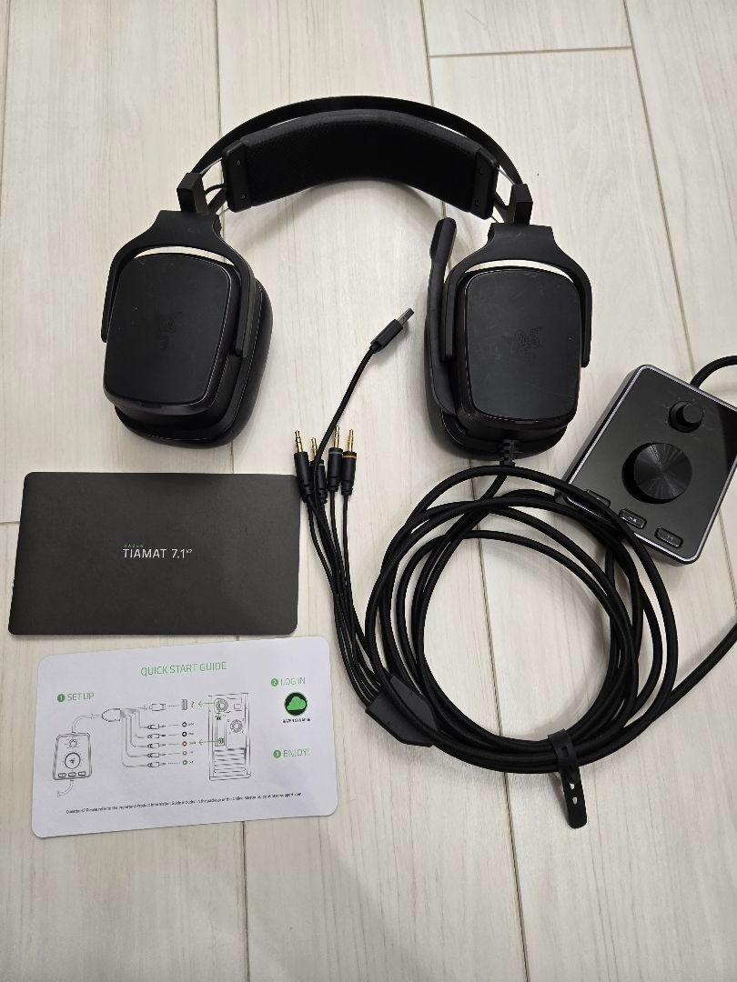 ヘッドホン Razer Tiamat 7.1 V2 + CLUX-11SA Razer Tiamat 7.1 V2 + CLUX-11SA headphone Audio Decoder