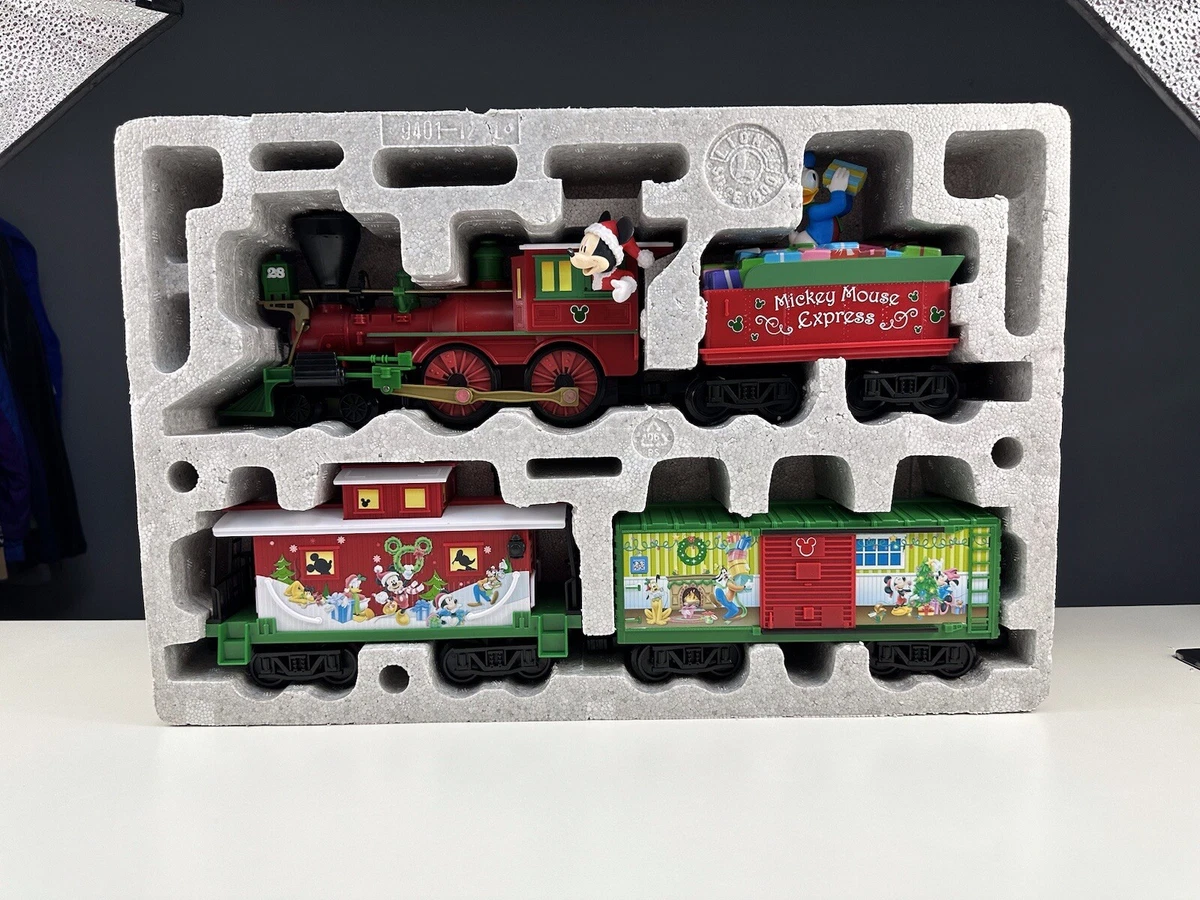 Lionel mickey mouse disney ready best sale to play train set