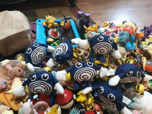 1 VTG Nintendo Pokemon Burger King Toy Plush Poliwhirl Bean Bag Doll 3.5" 1999
