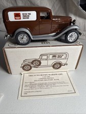 Vintage ERTL Trustworthy Hardware LE 1932 Panel Delivery Truck bank w/key