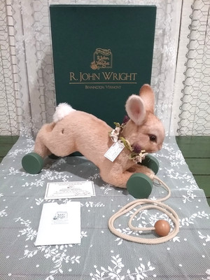 R . John Wright Springtime Friends Hippity-Hoppity Bunny Low Number 7  of 150