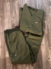 Figs Olive Green Medium/Short Scrub Set