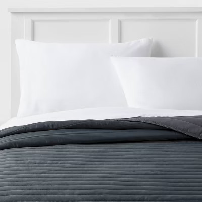 King Satin Quilt Dark Gray - Room Essentials