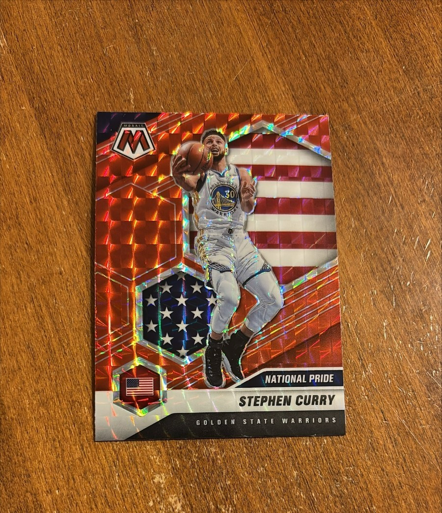 Stephen Curry 2020-21 Panini Mosaic National Pride Red Prizm Davidson Warriors