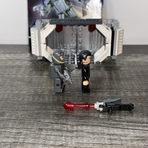 KRE-O Star Trek Space Dive A3138 - Picture 5 of 6