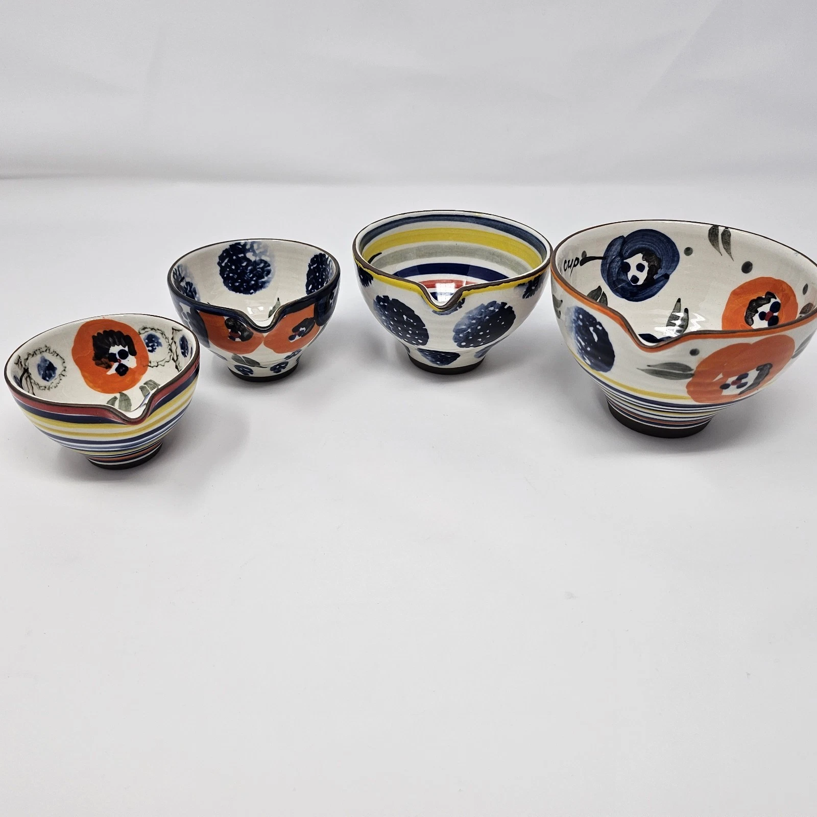 Anthropologie Set of 4 Nesting Floral Measuring Cups Painted Fruit Berries