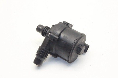 BMW 2 Gran Coupe F44 Zirkulationswassermotor 9470972 1.50 Petrol 103kw 27901417