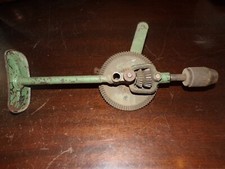 Ancienne chignole : perceuse à main