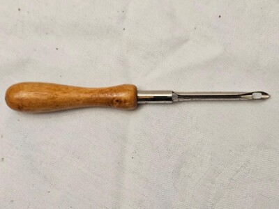 Vintage Aunt Lydias Punch Needle Rug Making Tool No. 6 Made in USA