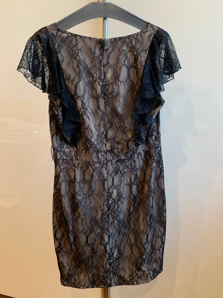 Vestido feminino CHEQUER preto sobreposição de renda TAMANHO 10 NOVO SEM ETIQUETAS - Imagem 2 de 4