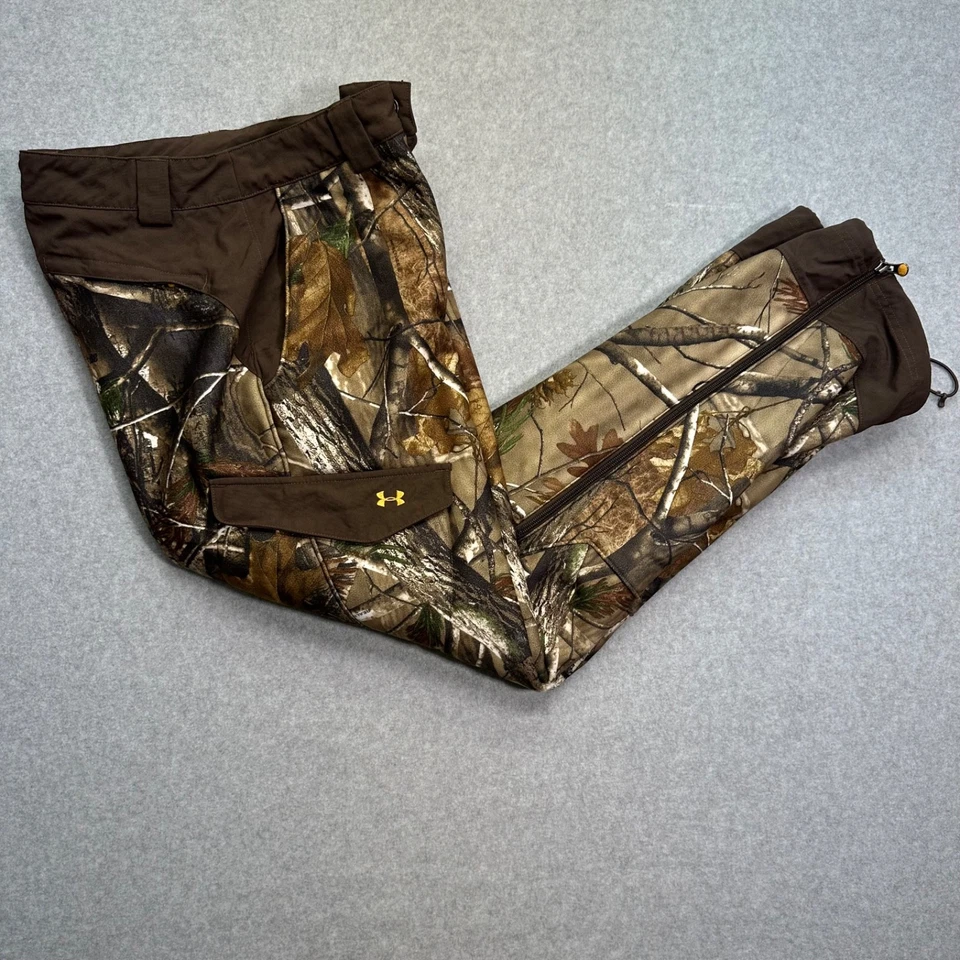 Under Armor Men’s REALTREE Camouflage Fleece Lined Hunting Pants Size 30/32 - Image 2 of 4