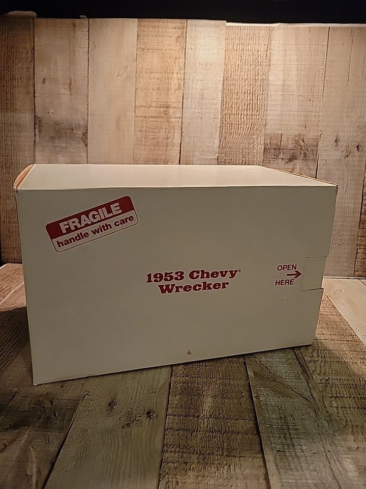 Danbury Mint 1/24 Scale 1953 Chevy Wrecker DM Tow Truck Model Car Box ...