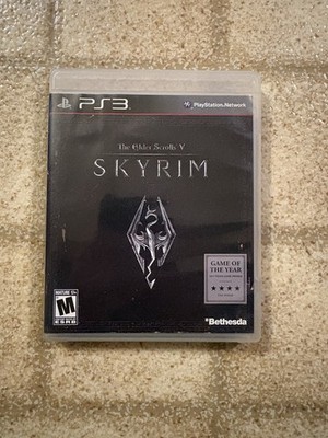 The Elder Scrolls V: Skyrim PS3 Game (2011) - Complete with Map, Good Cond.