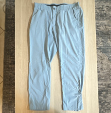 Pantalon de golf Under Armour Showdown bleu stretch conique plat devant homme 36x34