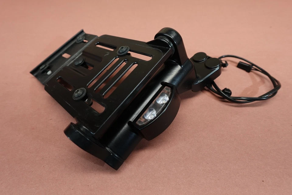 Harley VRSCF 2009-2017 Muscle V-Rod soporte de matrícula Foto 4 de 4