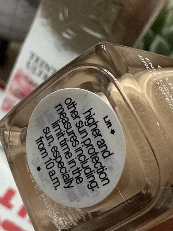 Nuevo Lancome Teint Idole Ultra Wear Care & Glow 310N spf 27 1 oz 30 ml i Foto 4 de 4