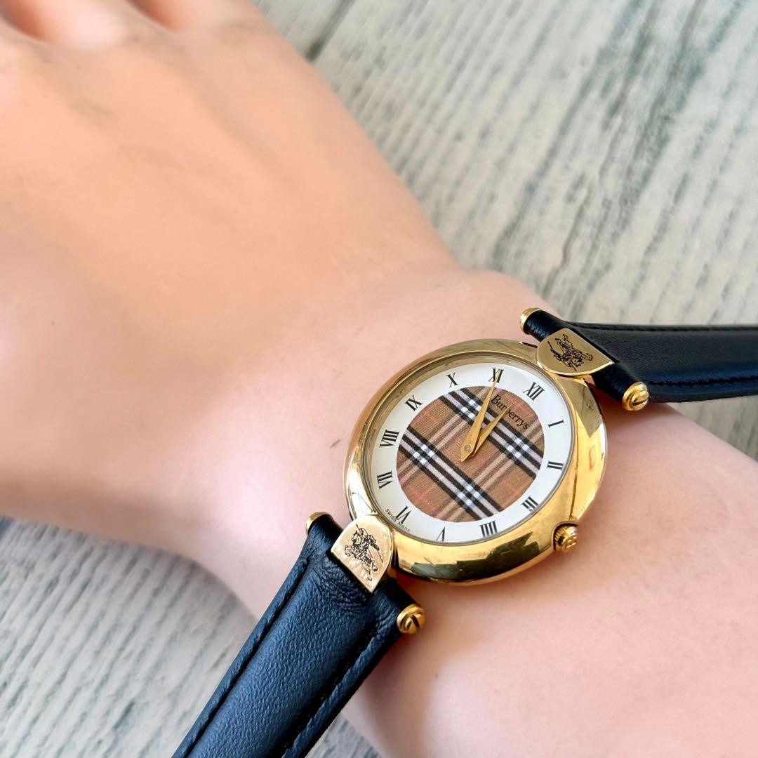 Burberrys Knight Watch Burberrys Check Pattern 1000 Gold Dial 