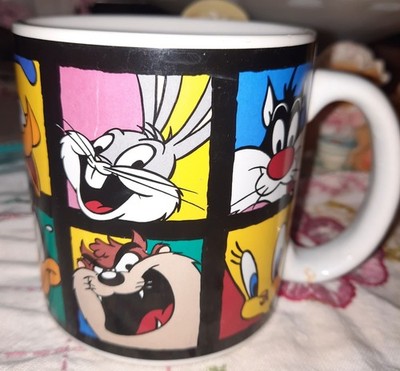 Vintage WARNER BROS Coffee Mug Muliti-Character 1993