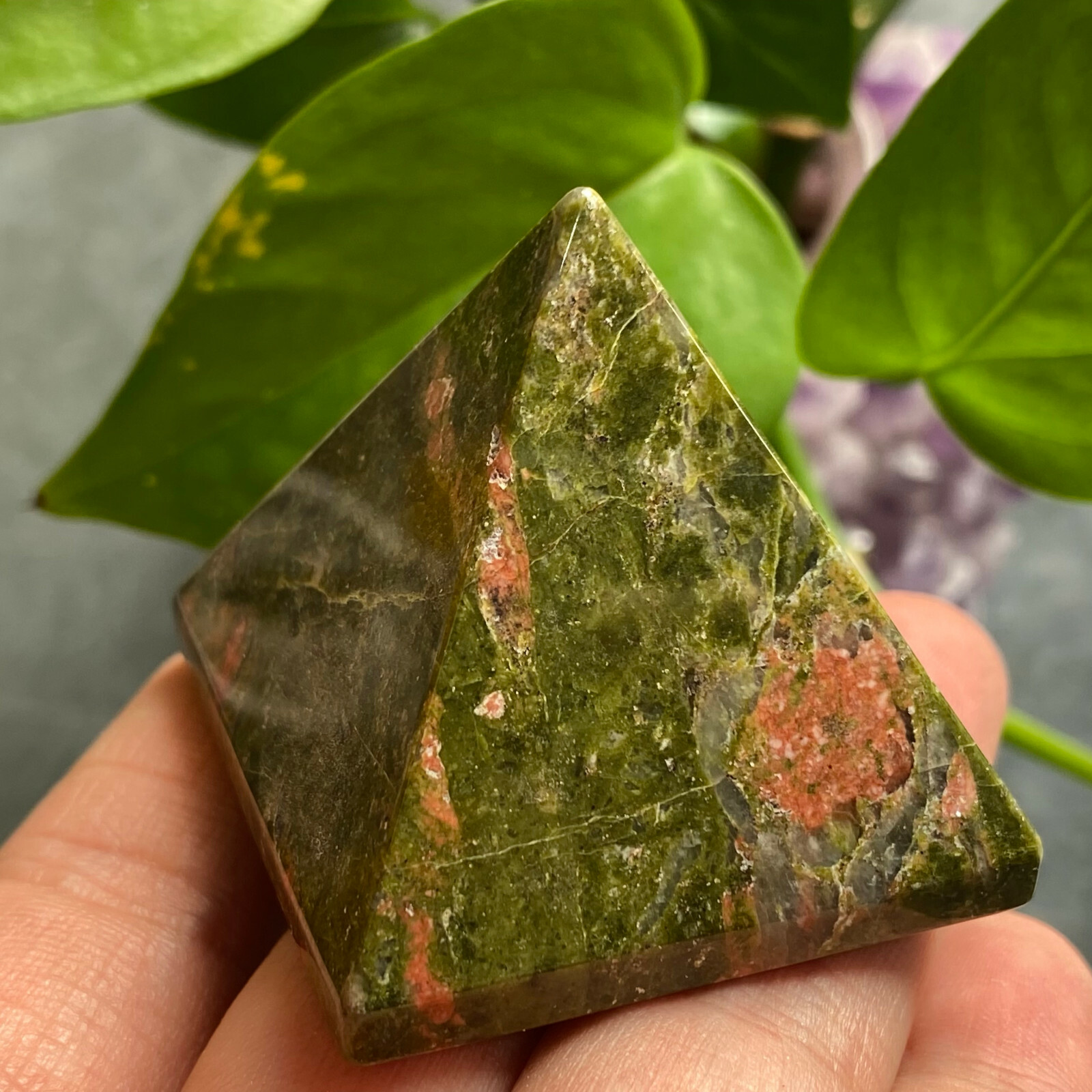1PC Natural unakite Quartz Pyramid Carved Crystal Point Reiki healing 40mm
