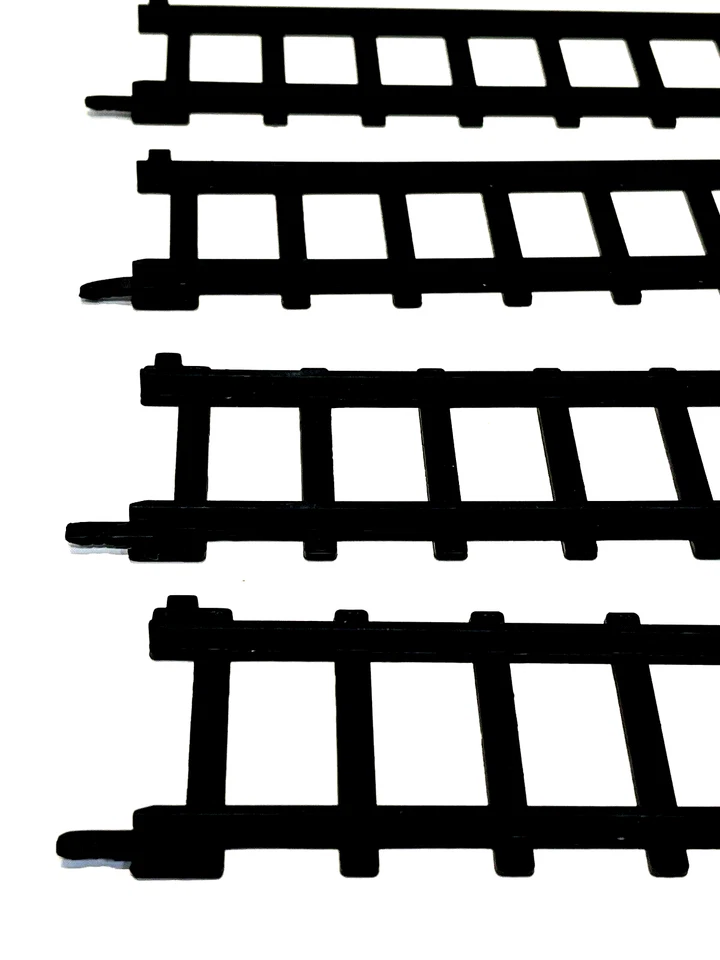 Eztec 6 x Straight Train Tracks - Image 2 of 4