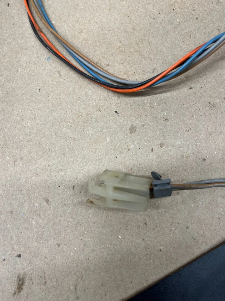 1981 82 83 1987 Monte Cutlass Cutlass El Camino Power Ventana Bloqueo Cableado Proyecto Foto 2 de 4