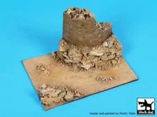 Black Dog 1/72 Desert Road Section w/Ruin Africa / Middle East (14x10cm) D72061