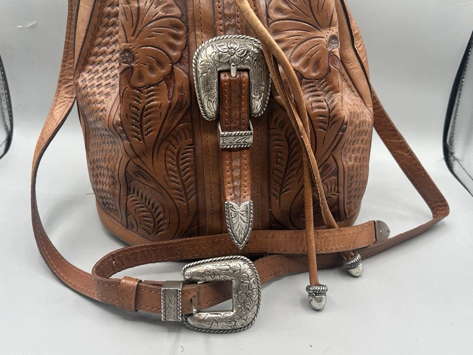 Bolsa de cordão American West couro bronzeado dourado balde corpo transversal - Imagem 3 de 4