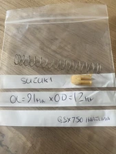 Suzuki carburettor spring GSF600 MK1 , GSX750W Inazuma 1998-2000 , See below