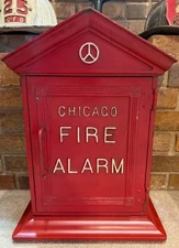 CHICAGO FIRE DEPARTMENT GAMEWELL FIRE ALARM BOX PEDESTAL BASE EXACT SIZE PERFECT